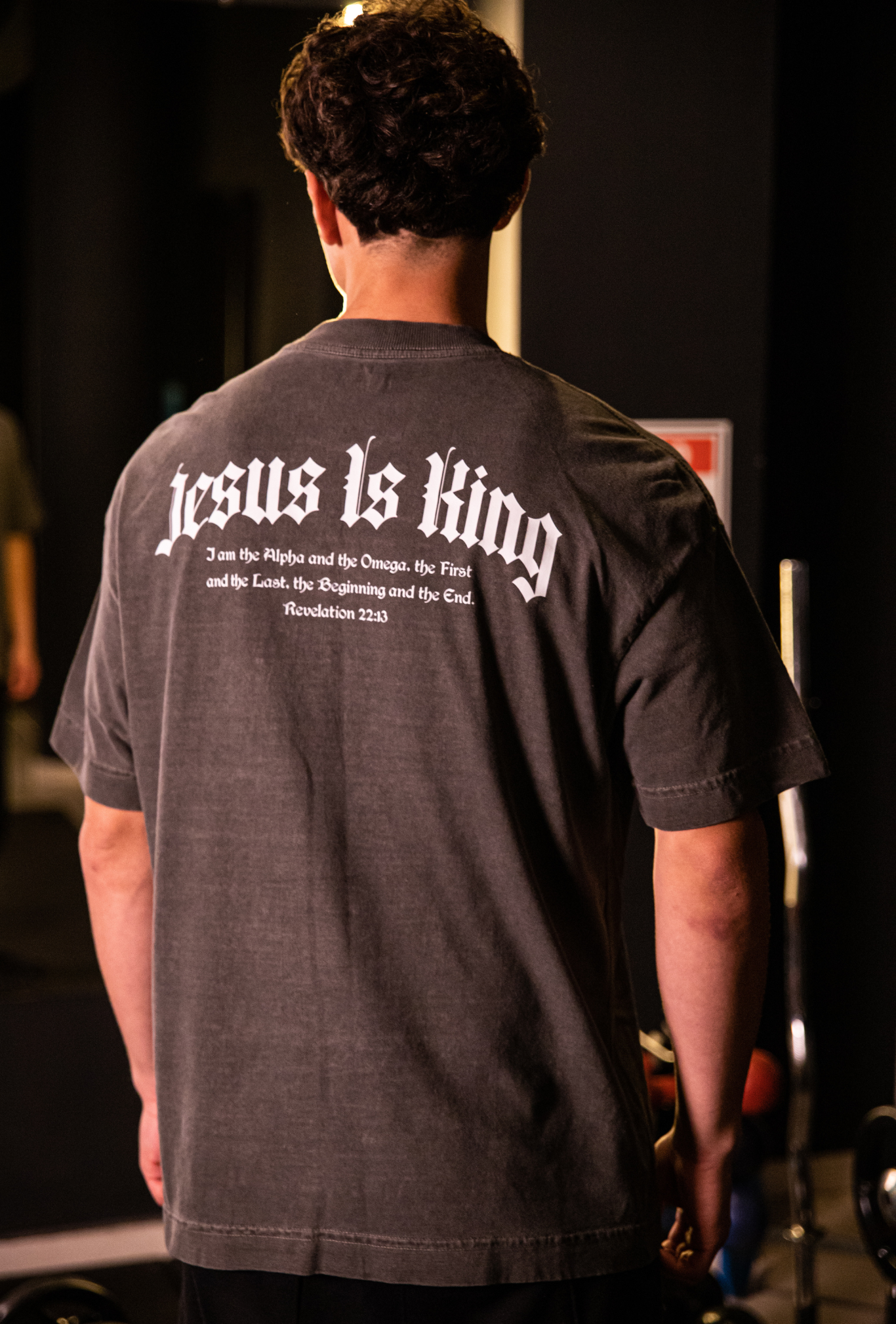 Jesus Is King Oversized - Washed